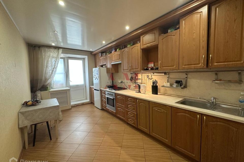 Продаётся 1-комнатная квартира, 50.5 м²