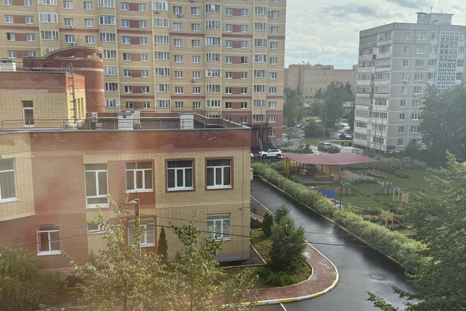 Продаётся комната в 4-комн. квартире, 14.6 м²