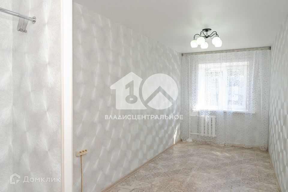 Продаётся 3-комнатная квартира, 54.9 м²