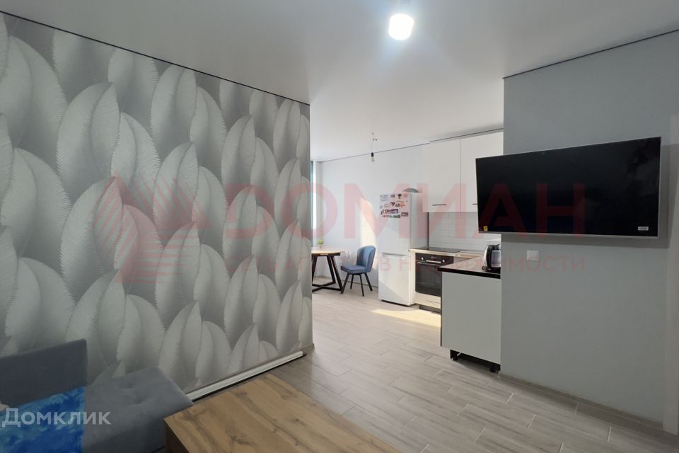 Продаётся 1-комнатная квартира, 42 м²