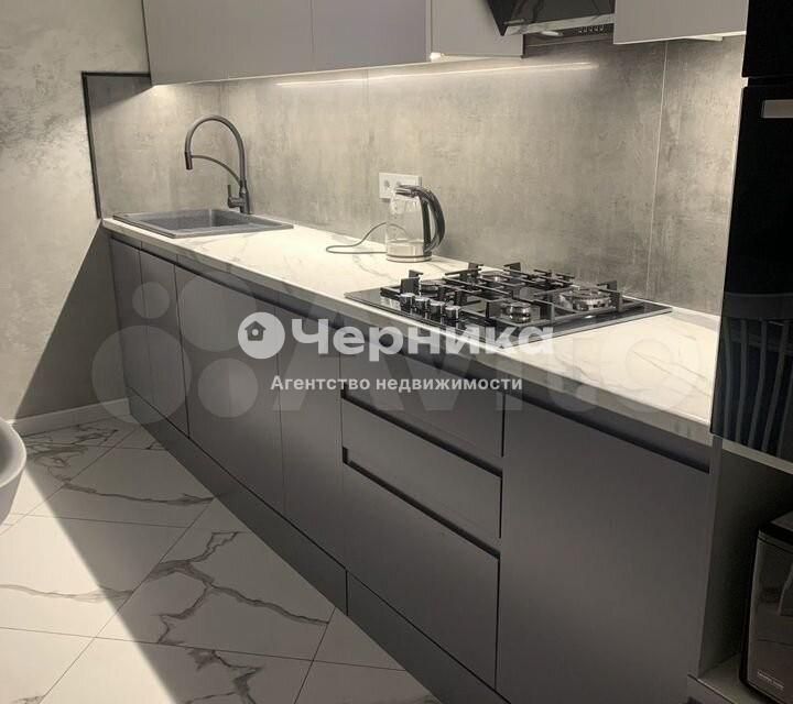 Продаётся 1-комнатная квартира, 48 м²