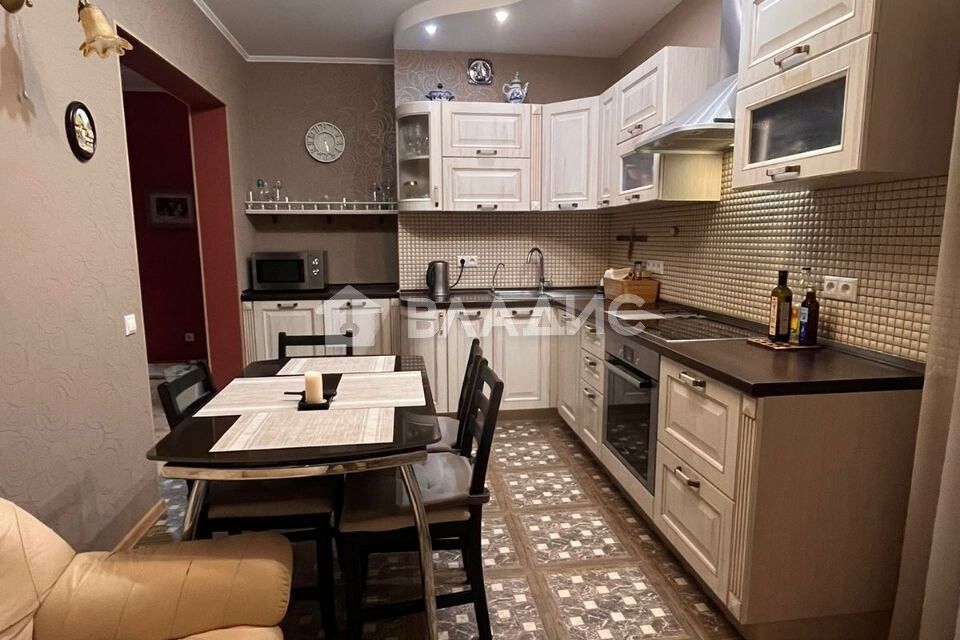 Продаётся 3-комнатная квартира, 93.5 м²