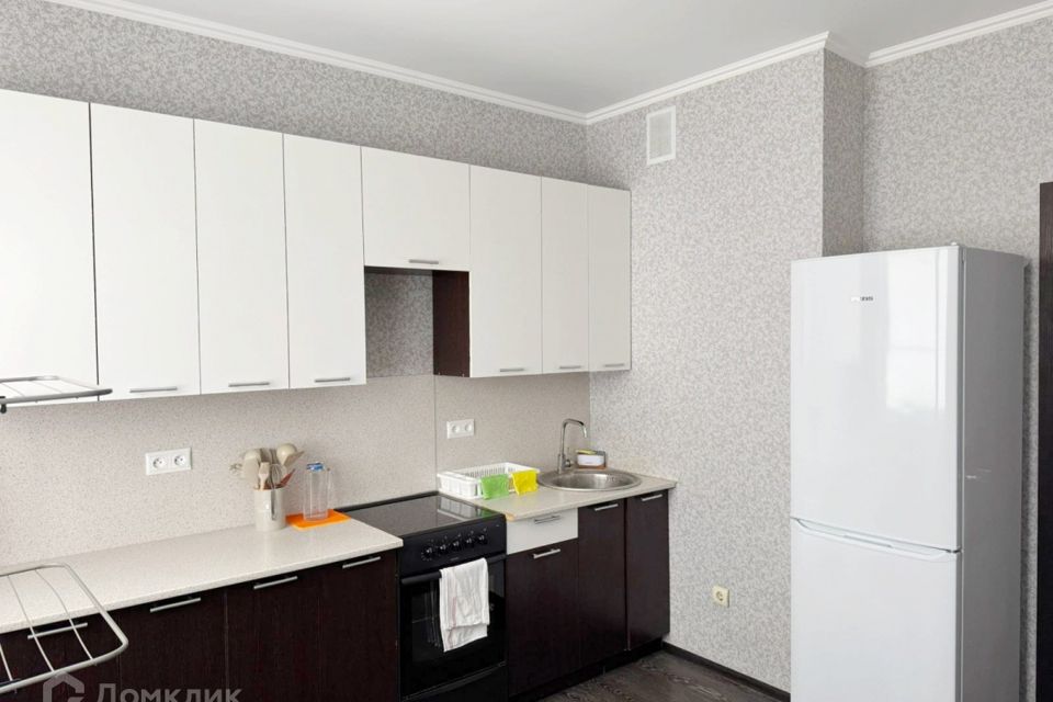 Продаётся 1-комнатная квартира, 42.3 м²