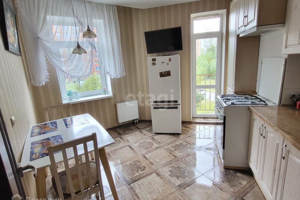 Продаётся 1-комнатная квартира, 41 м²