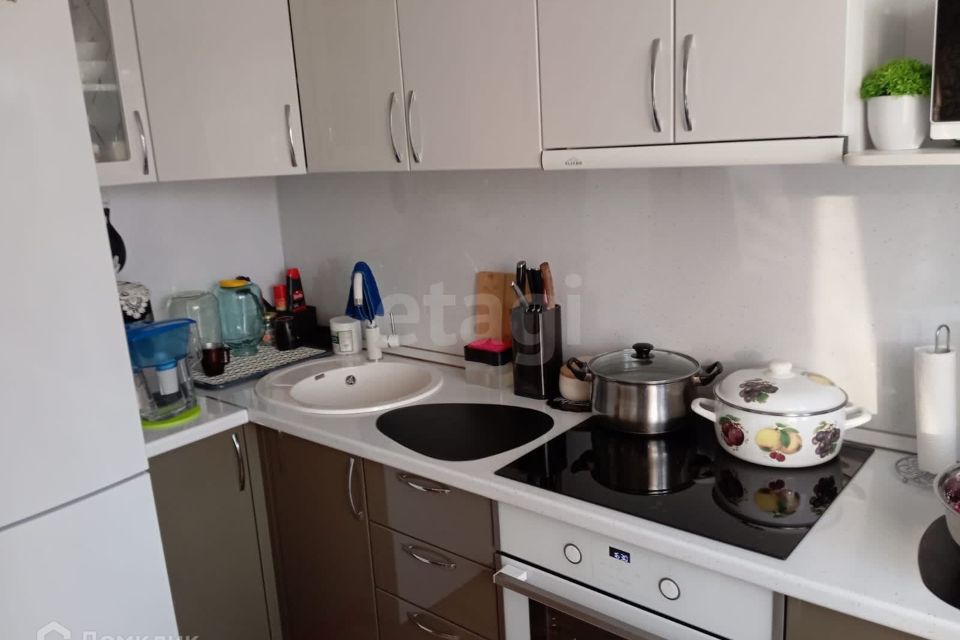Продаётся 3-комнатная квартира, 65.7 м²