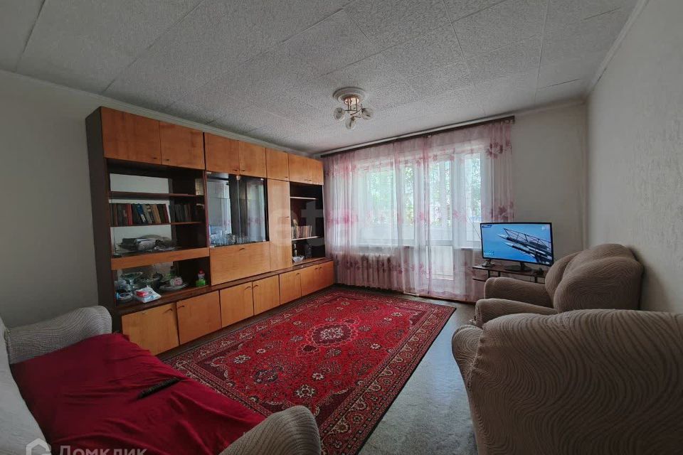 Продаётся 3-комнатная квартира, 62.5 м²