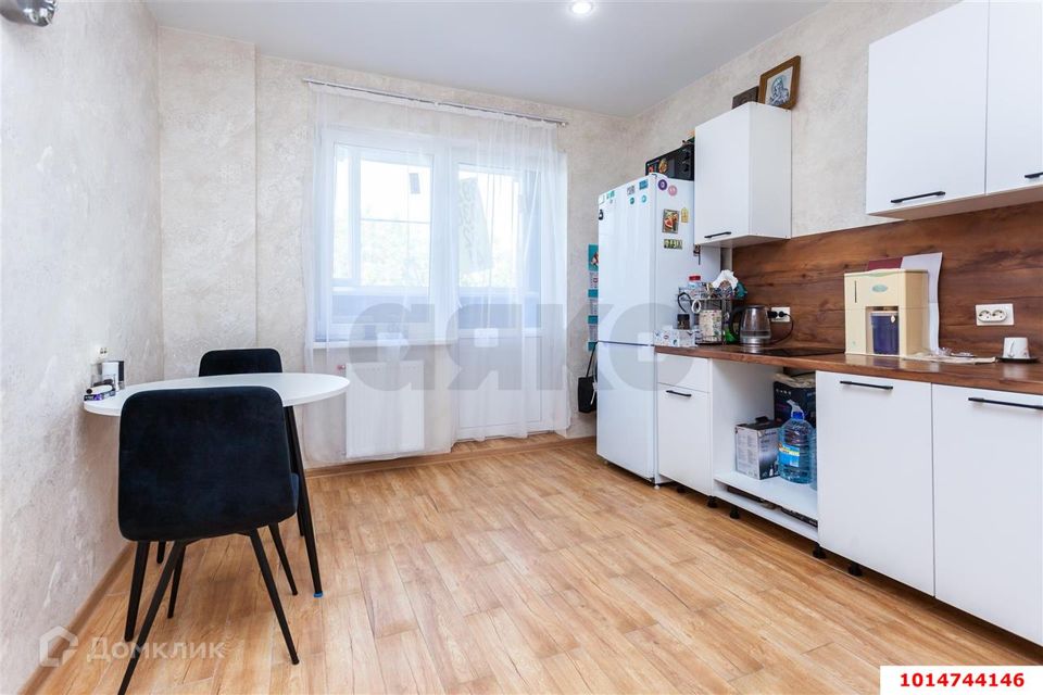 Продаётся 1-комнатная квартира, 36.5 м²
