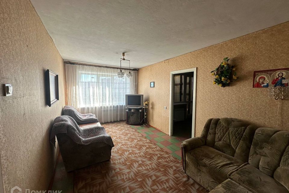 Продаётся 3-комнатная квартира, 55.6 м²