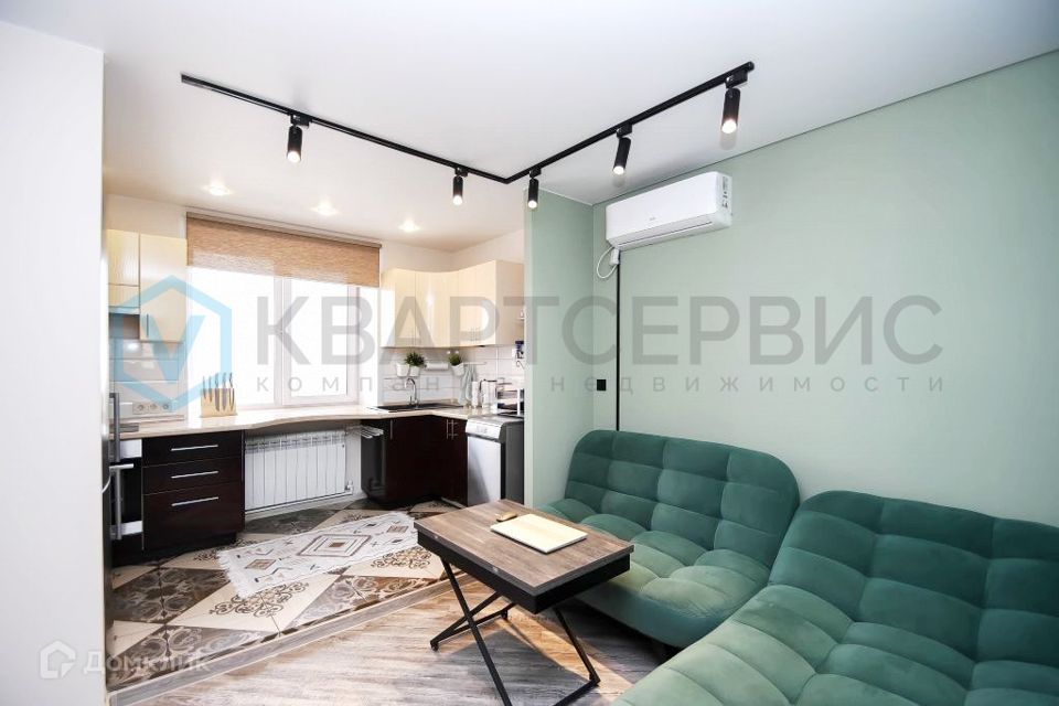 Продаётся 1-комнатная квартира, 42.2 м²