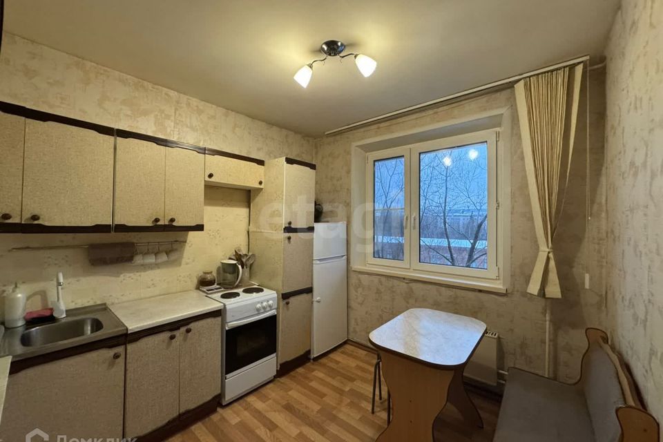 Продаётся 1-комнатная квартира, 41.7 м²