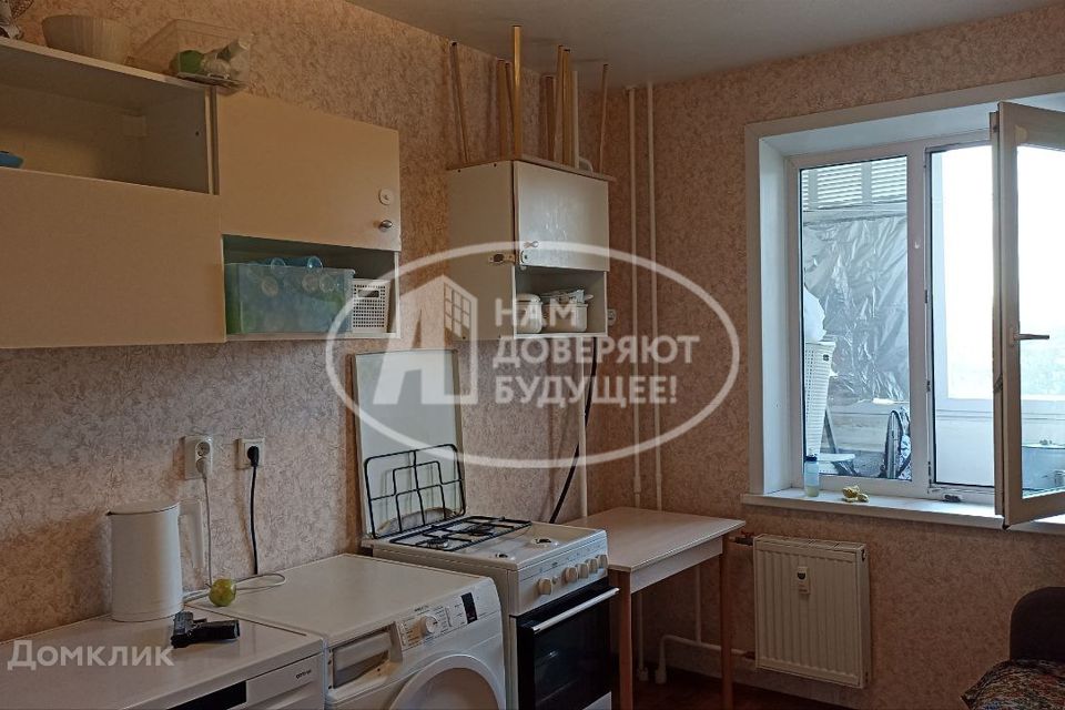 Продаётся 1-комнатная квартира, 37.9 м²