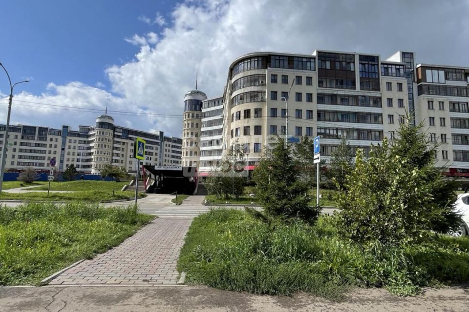 Сдаётся 2-комнатная квартира, 60.8 м²