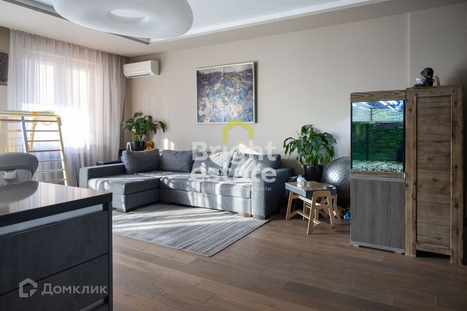 Продаётся 3-комнатная квартира, 93.2 м²