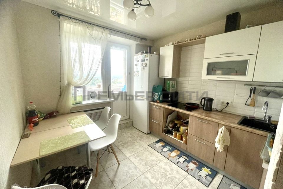 Продаётся 1-комнатная квартира, 42.3 м²
