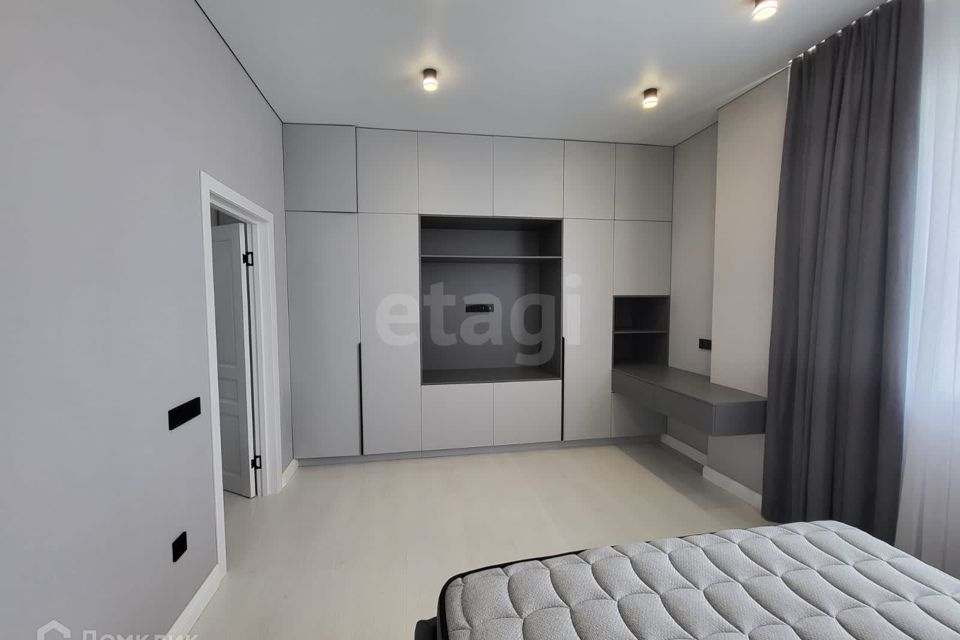 Продаётся 2-комнатная квартира, 70 м²