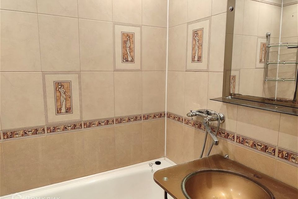 Продаётся 3-комнатная квартира, 65.72 м²