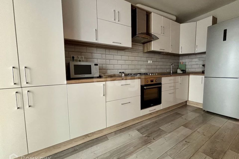 Продаётся 1-комнатная квартира, 37.3 м²