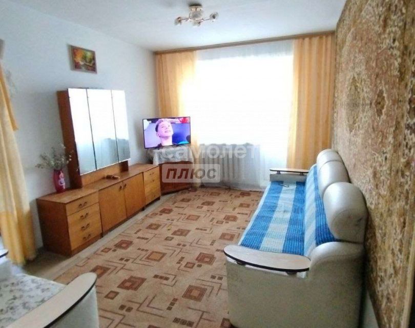 Продаётся 3-комнатная квартира, 50.7 м²