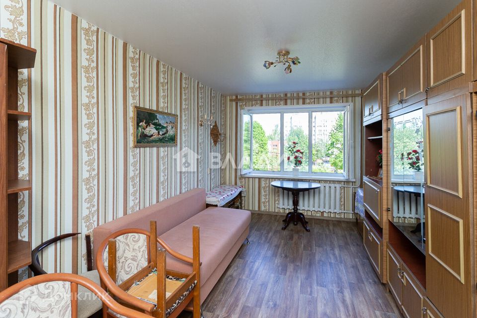 Продаётся комната в 3-комн. квартире, 38 м²