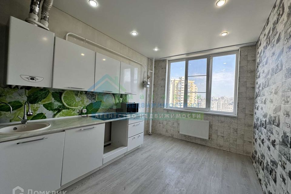 Продаётся 1-комнатная квартира, 39.3 м²