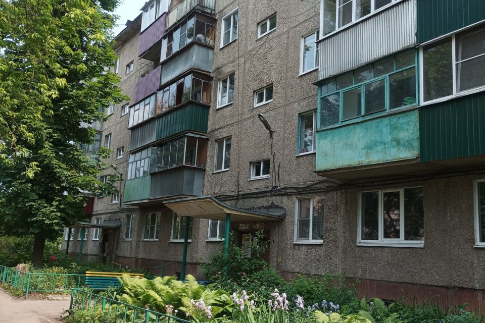 Продаётся 3-комнатная квартира, 60.7 м²