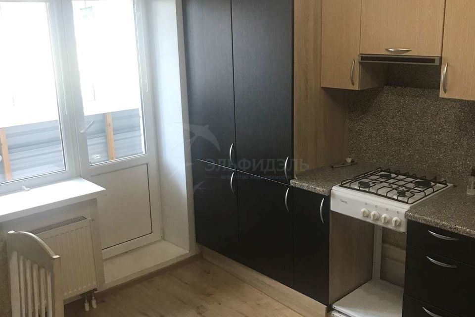 Сдаётся 2-комнатная квартира, 56.3 м²
