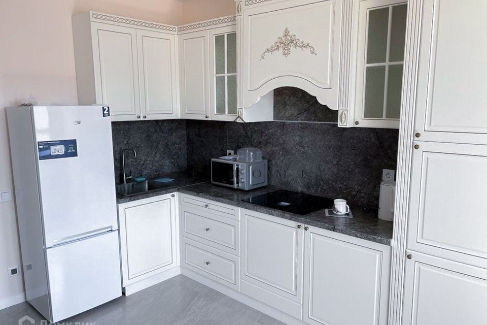 Сдаётся 2-комнатная квартира, 61 м²