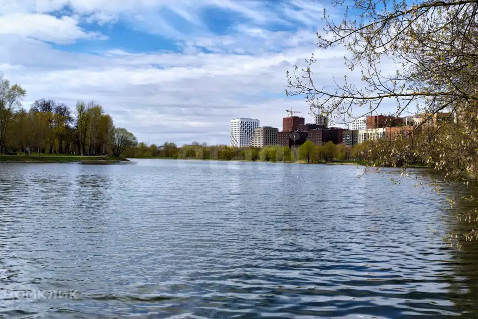 Продаётся 2-комнатная квартира, 55.2 м²