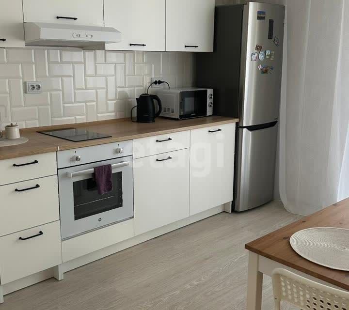 Сдаётся 1-комнатная квартира, 45 м²