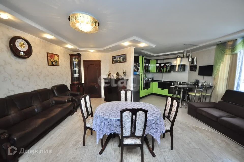 Продаётся 1-комнатная квартира, 50.6 м²