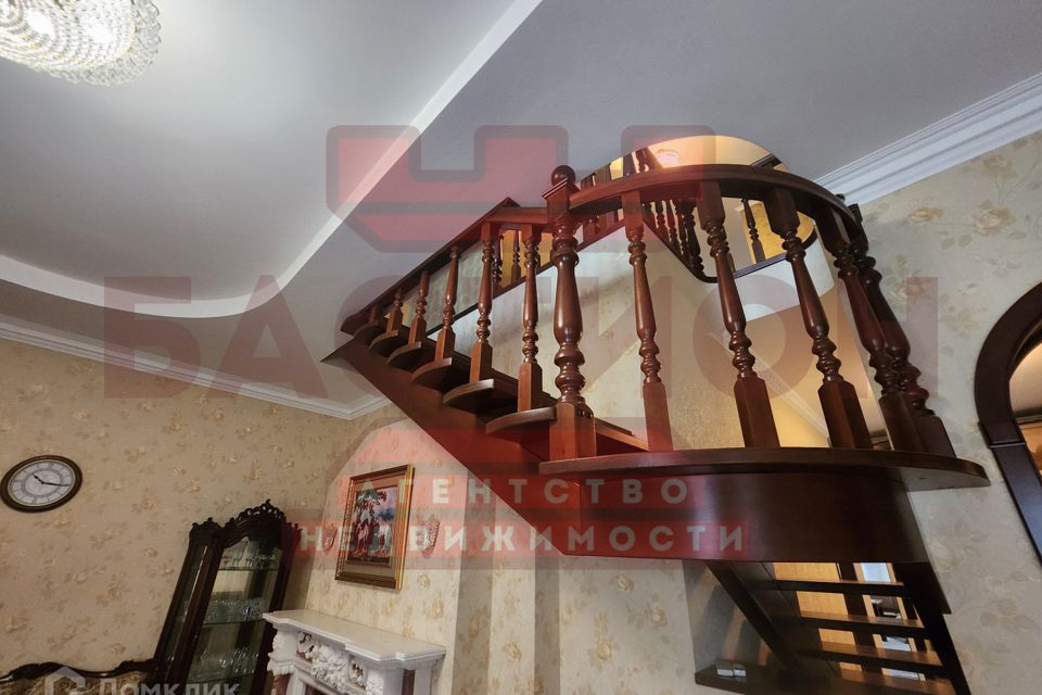 Продаётся таунхаус, 2-эт., 271 м²