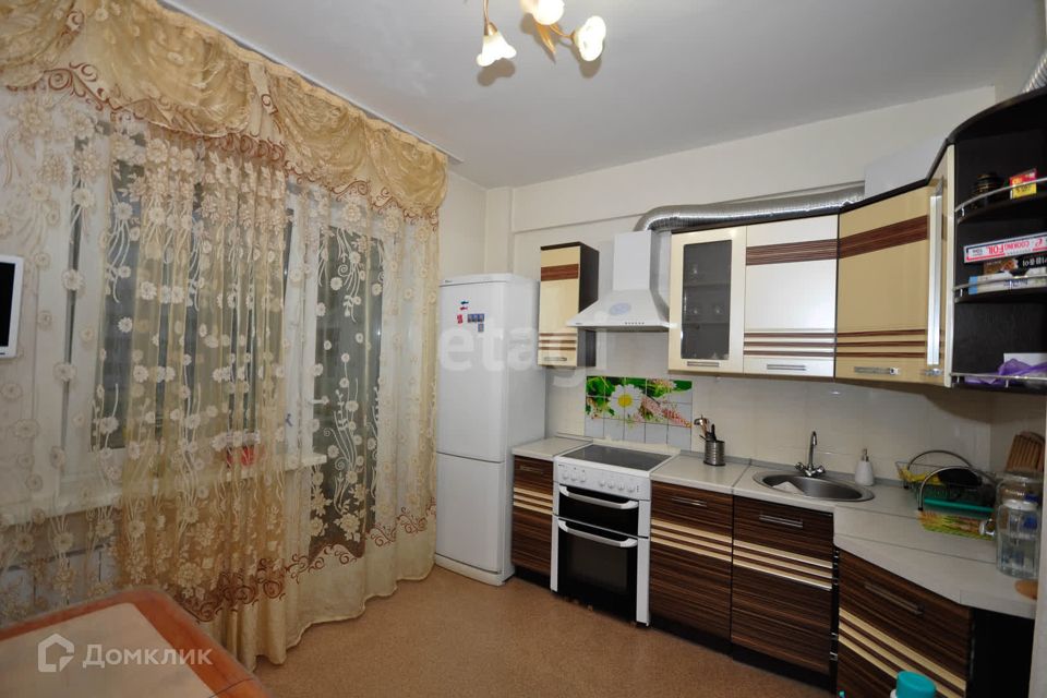 Продаётся 3-комнатная квартира, 98.4 м²