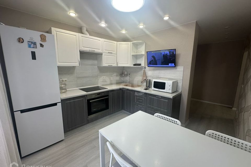 Продаётся 2-комнатная квартира, 54.82 м²
