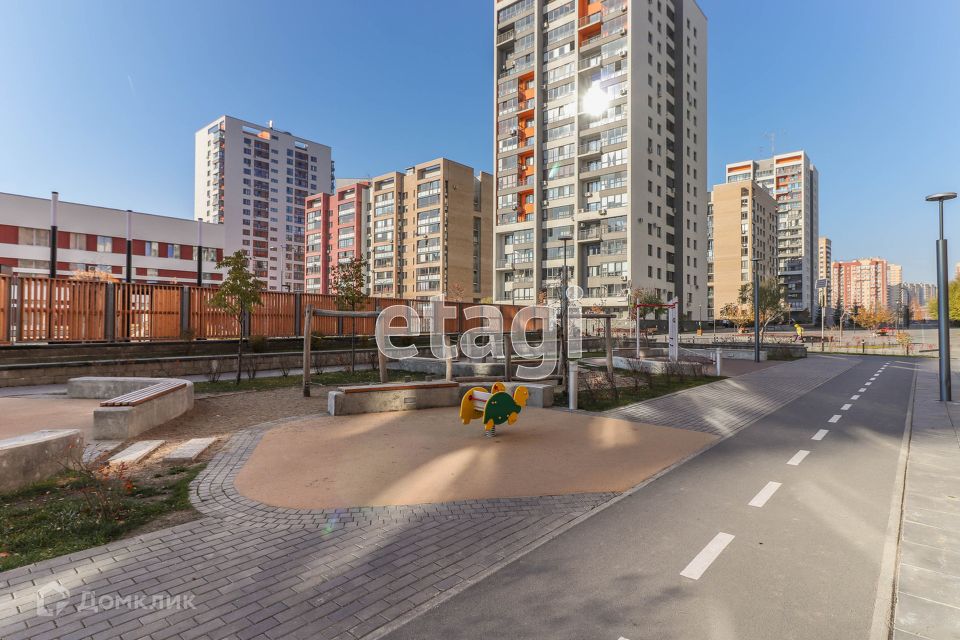 Продаётся 3-комнатная квартира, 77.2 м²