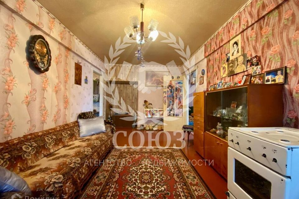 Продаётся 3-комнатная квартира, 49.7 м²