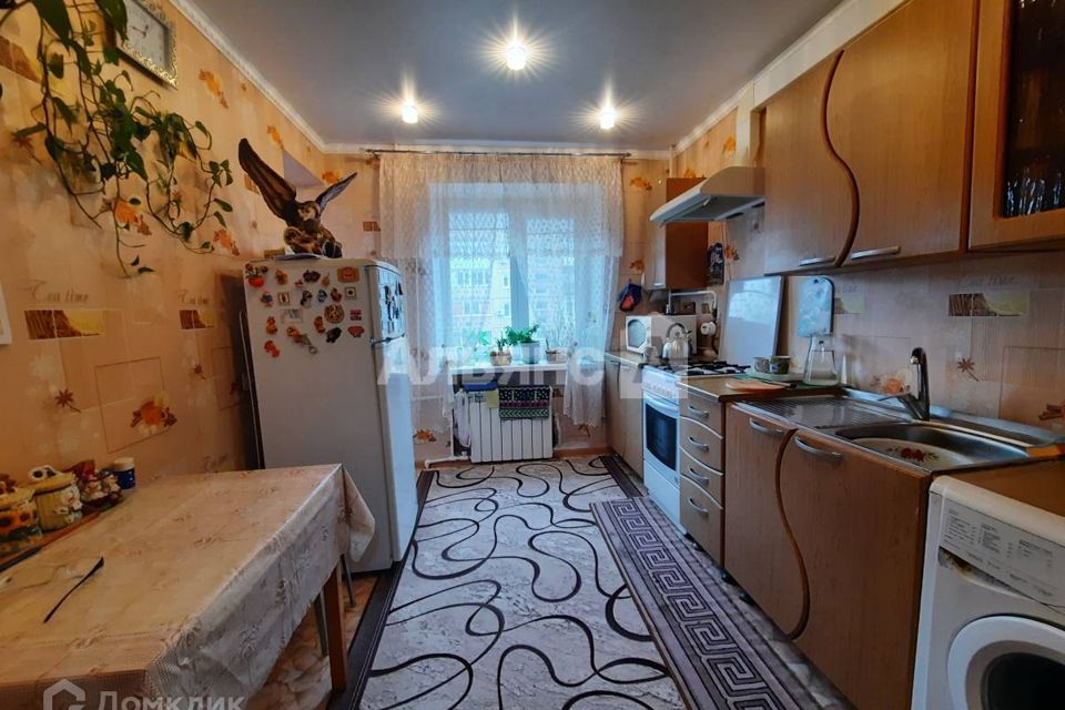 Продаётся 3-комнатная квартира, 60.8 м²