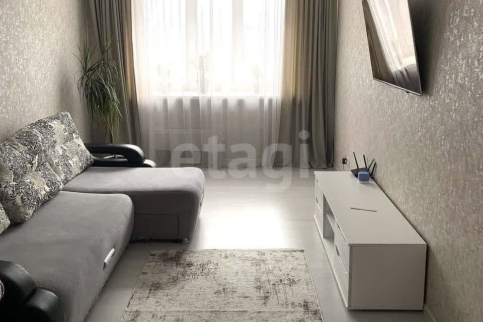 Продаётся 3-комнатная квартира, 62.4 м²