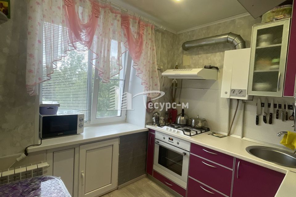 Продаётся 3-комнатная квартира, 59.1 м²