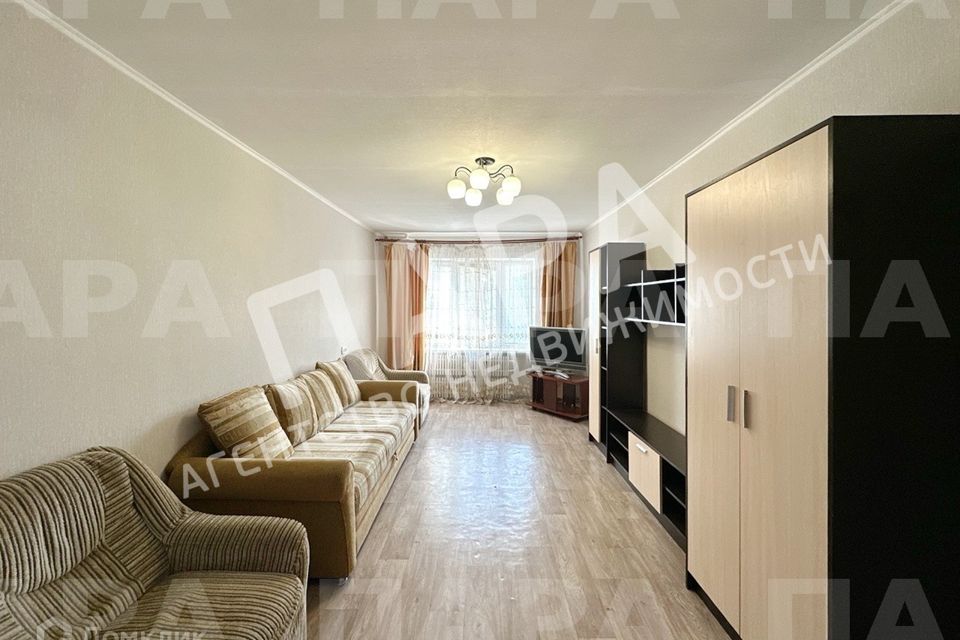Сдаётся 1-комнатная квартира, 46.4 м²