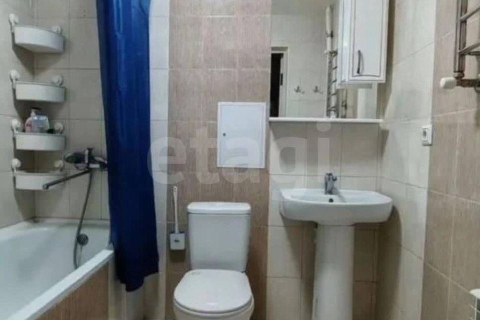 Продаётся 2-комнатная квартира, 56.6 м²