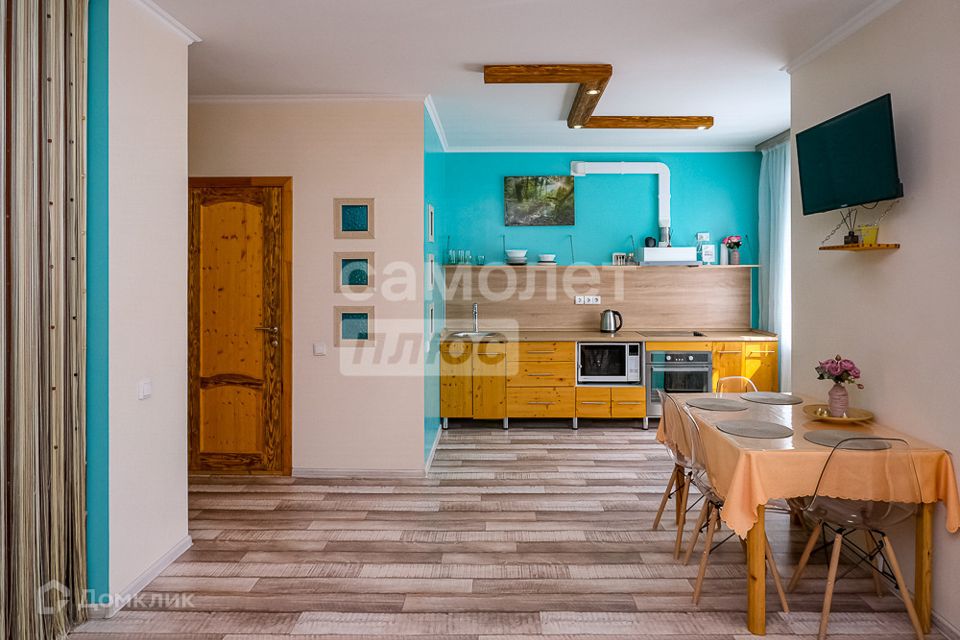 Продаётся 1-комнатная квартира, 42.3 м²