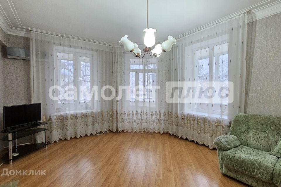 Продаётся 2-комнатная квартира, 57.6 м²