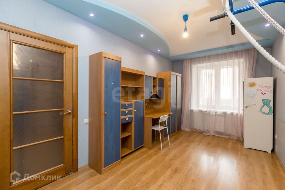 Продаётся 2-комнатная квартира, 68.5 м²