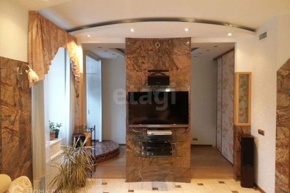 Продаётся 2-комнатная квартира, 79 м²