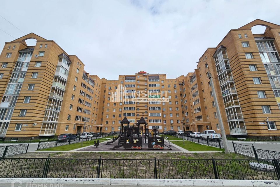 Продаётся 2-комнатная квартира, 60.5 м²