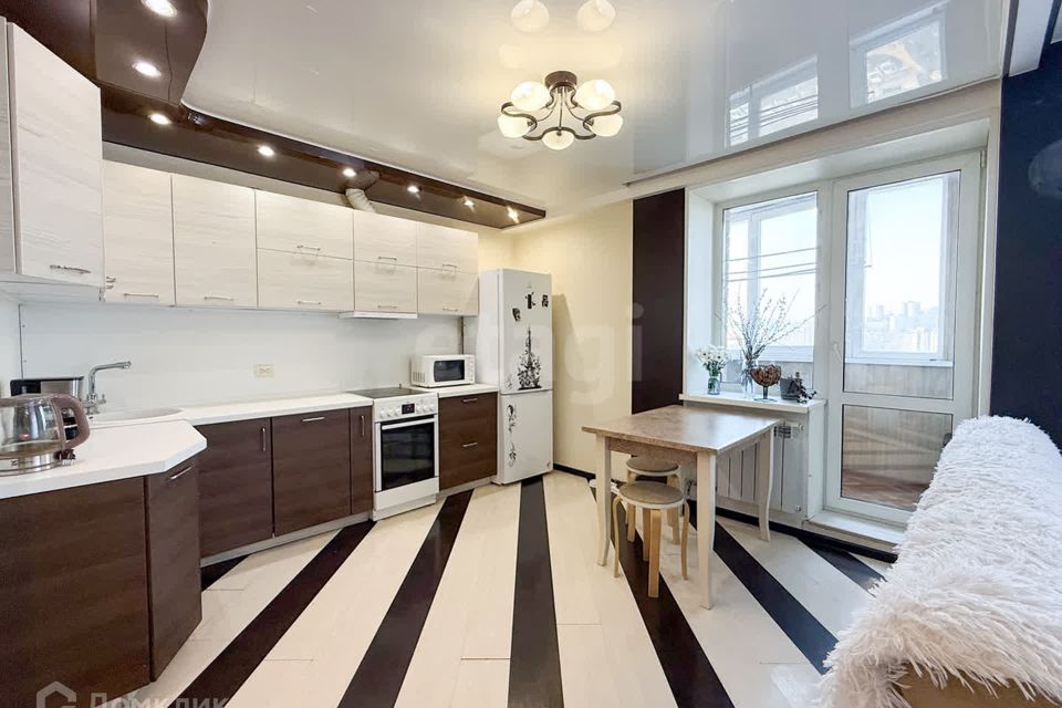 Продаётся 1-комнатная квартира, 39.7 м²
