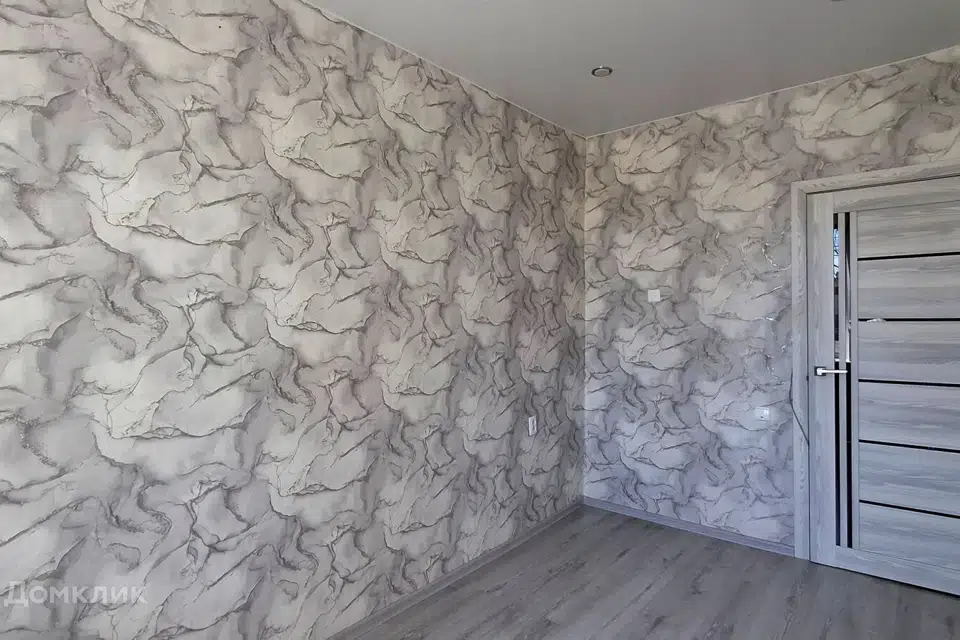 Продаётся 3-комнатная квартира, 54.3 м²