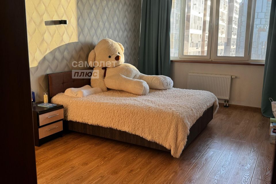 Продаётся 1-комнатная квартира, 42 м²
