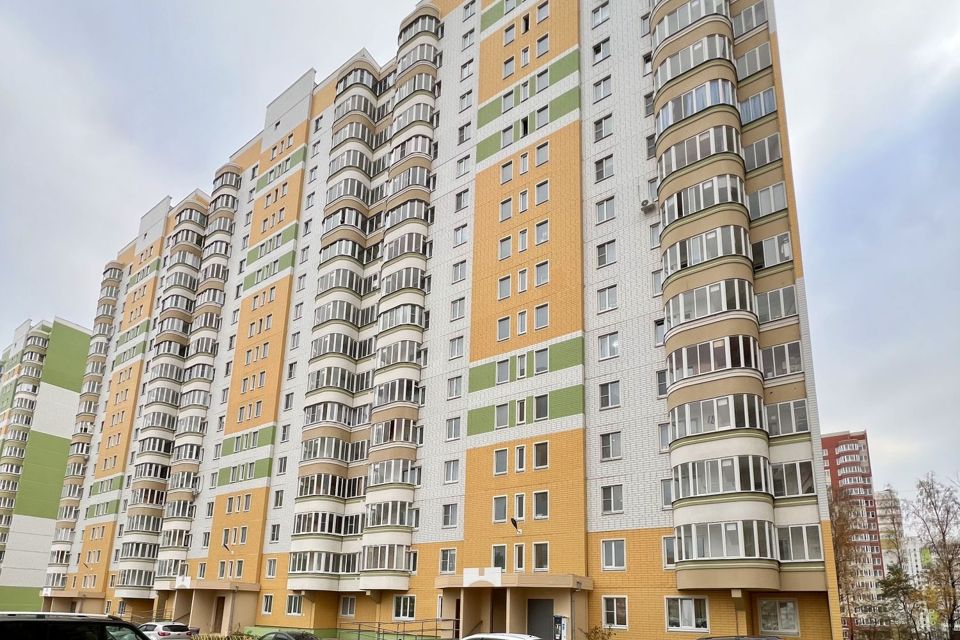 Продаётся 3-комнатная квартира, 77 м²