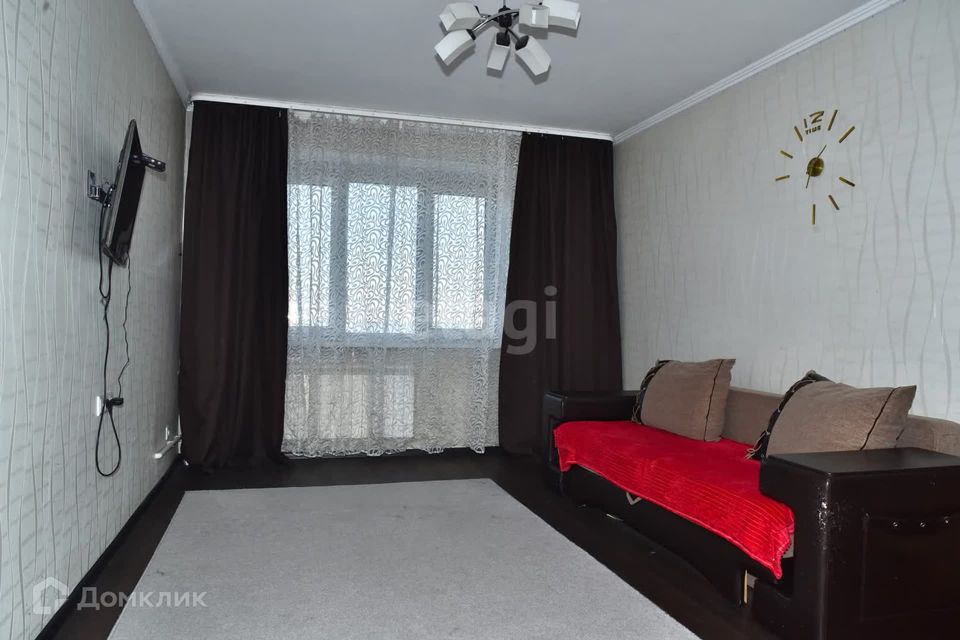 Продаётся 3-комнатная квартира, 63.5 м²